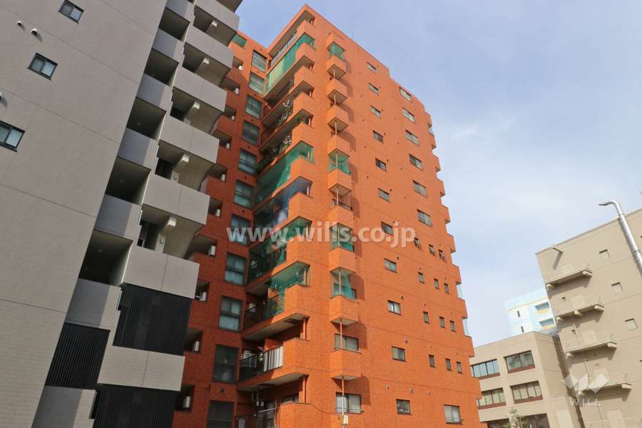 ライオンズマンション久屋通の外観（南東側から）