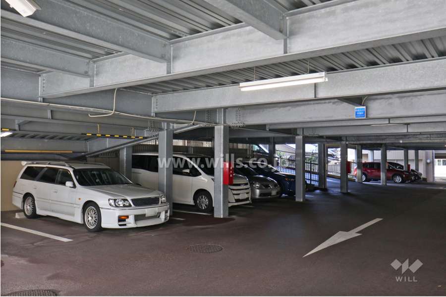 敷地内駐車場（屋内平面式）