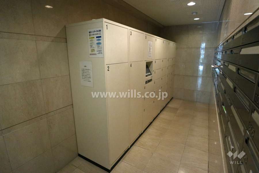 宅配ボックスと共用ポスト