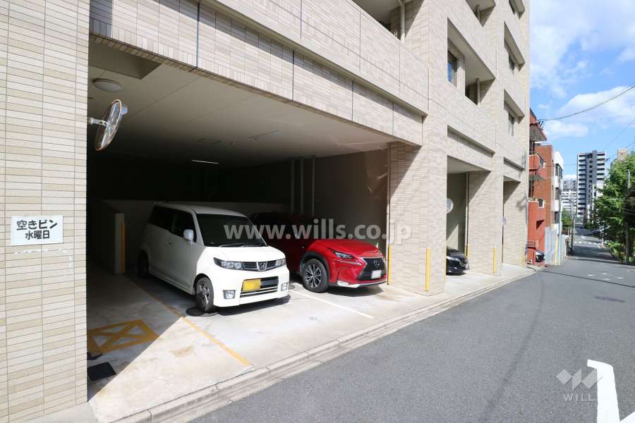 敷地内駐車場（屋内平面式）
