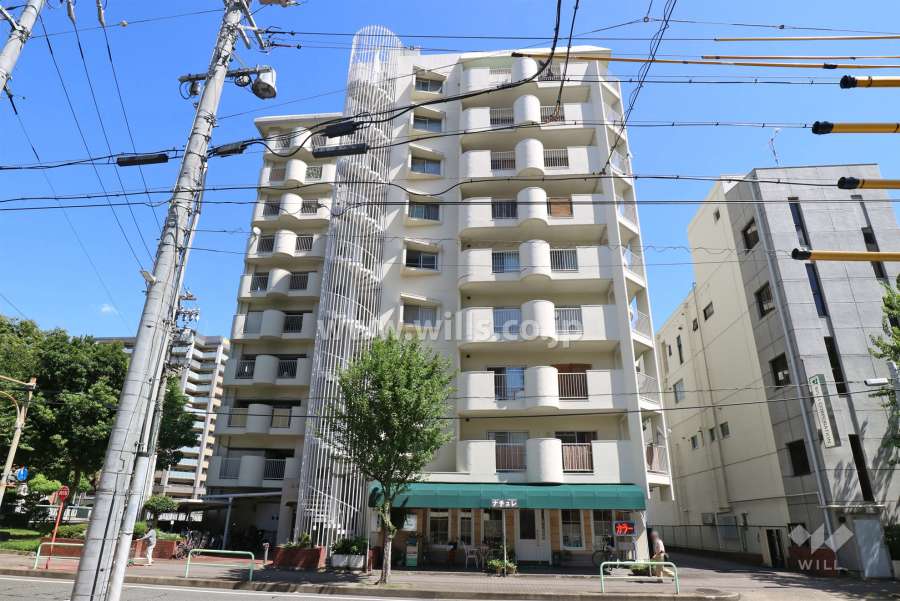 上前津中央マンションの外観（西側から）