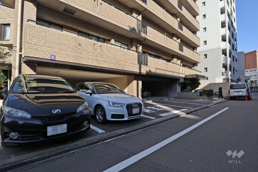 敷地内駐車場（屋外平面式）