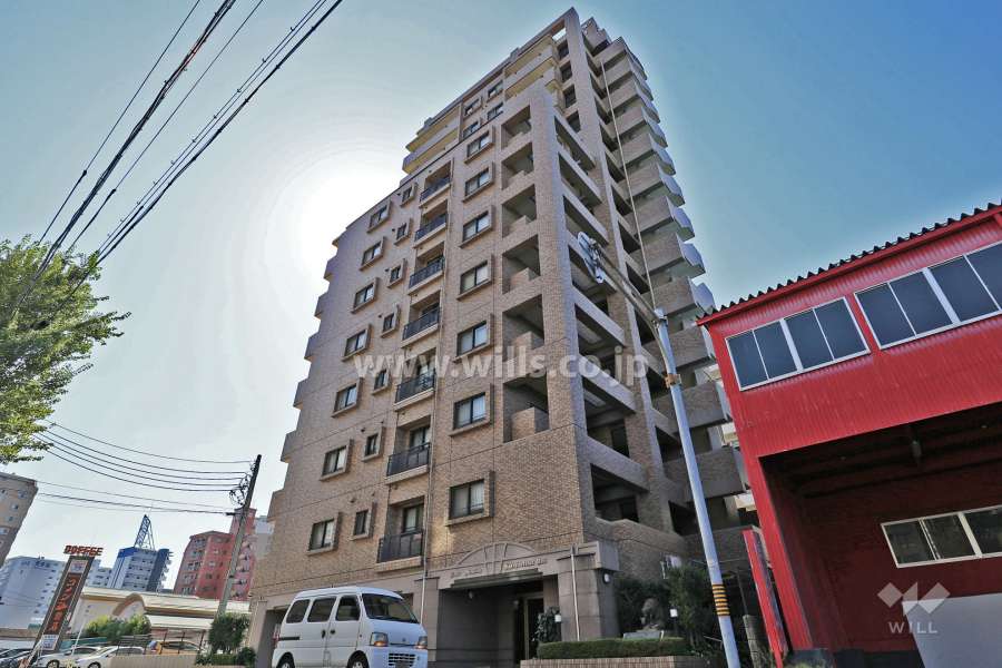 ライオンズマンション東別院第3の外観（北東側から）