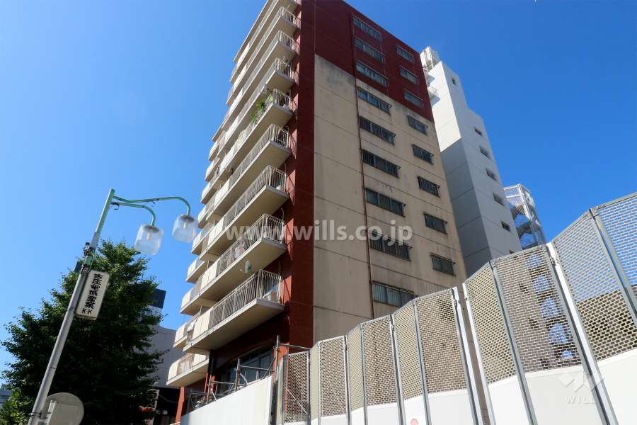 新栄シティハイツの外観（南東側から）