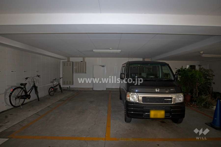 敷地内駐車場（屋内平面式）
