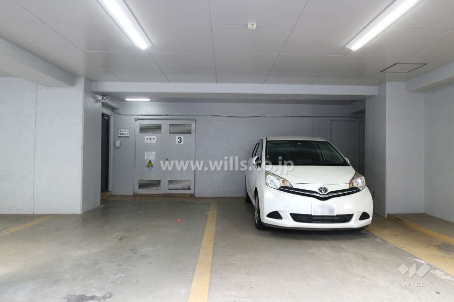 敷地内駐車場（屋内平面式）