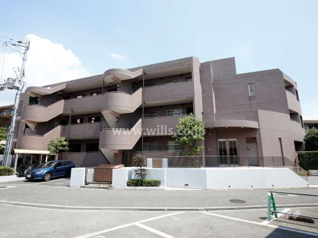 パークハイム豊中本町の外観（北側から）