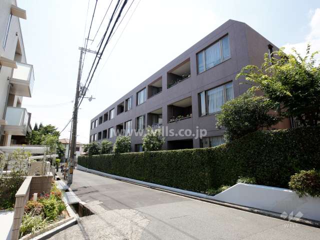 パークハイム豊中本町の外観（南東側から）