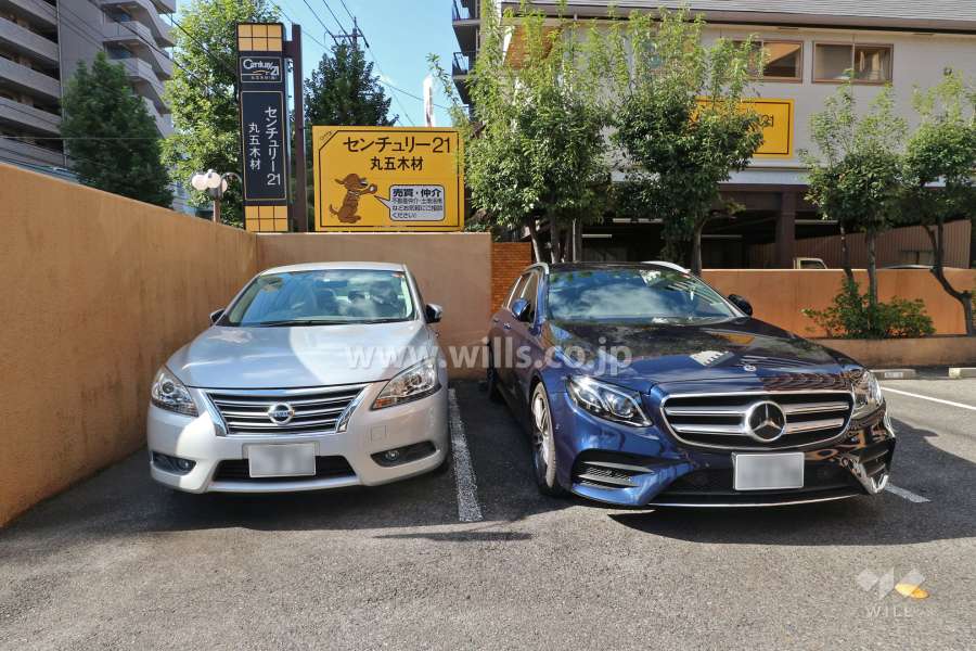 敷地内駐車場（屋外平面式）