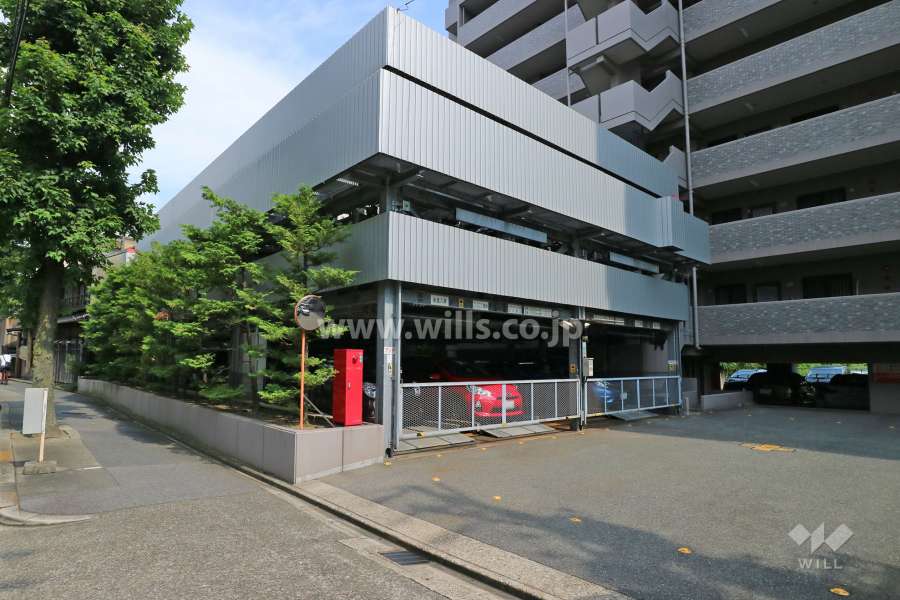 敷地内駐車場（平面自走式）