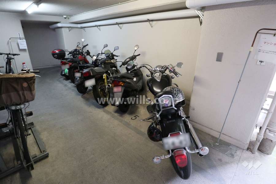 バイク置場