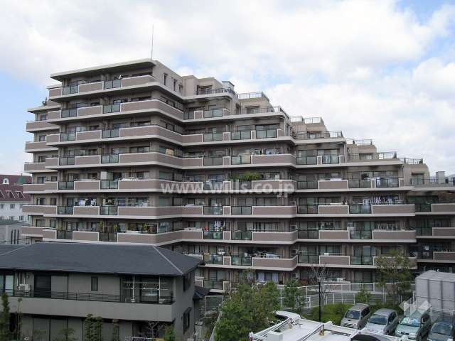 桃山台アーバンコンフォートの外観（南側から）