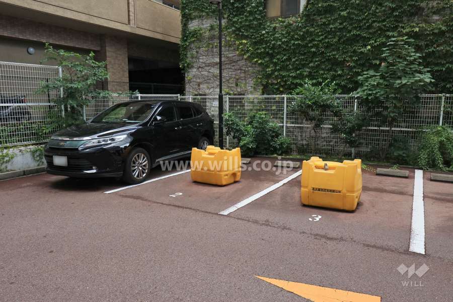 敷地内駐車場（屋外平面式）