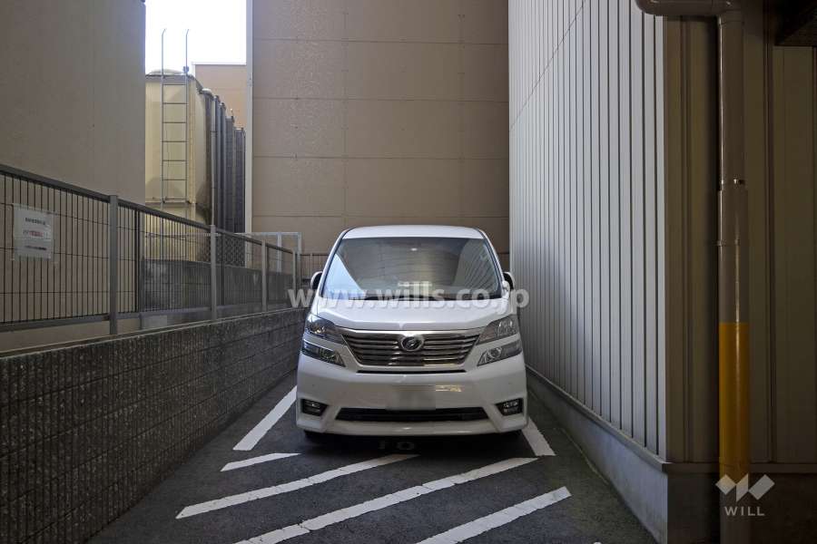 敷地内駐車場（屋外平面式）