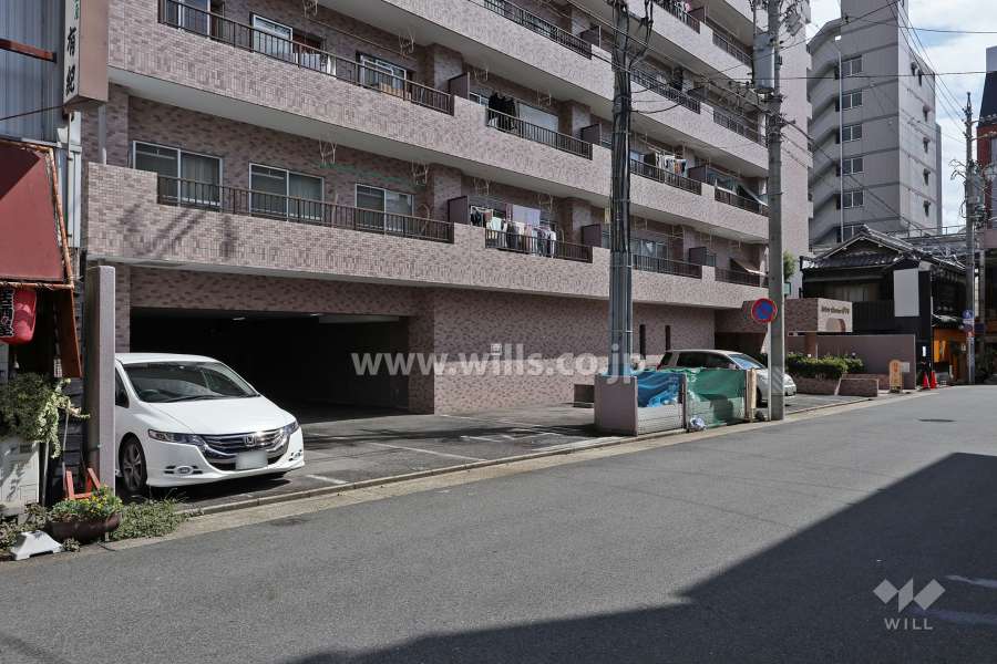 敷地内駐車場（屋外平面式）