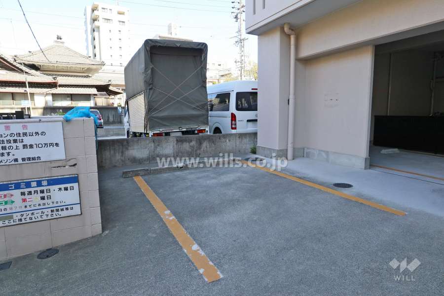 敷地内駐車場（屋外平面式）