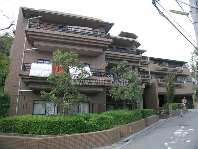 ベルク豊中宮山の外観（東側から）