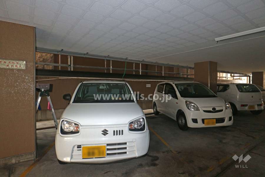 敷地内駐車場（屋内平面式）