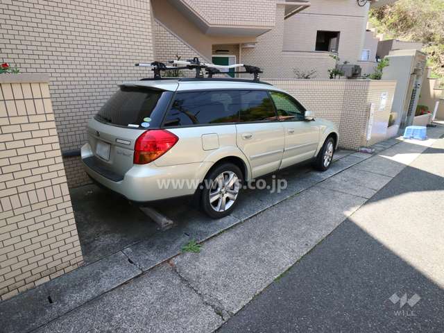敷地内駐車場(屋外平面式)