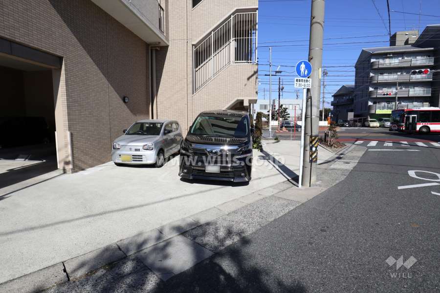 敷地内駐車場（屋外平面式）
