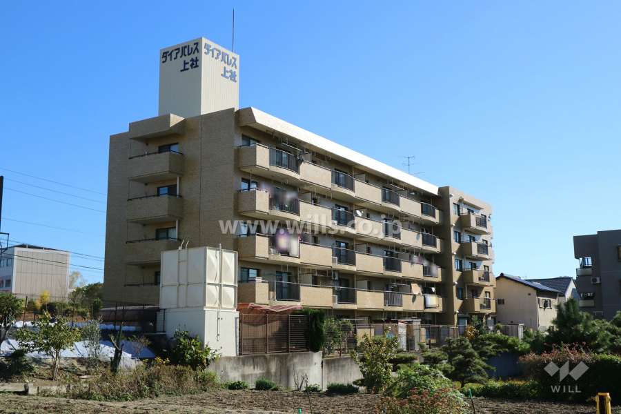 ダイアパレス上社の外観（北側から）
