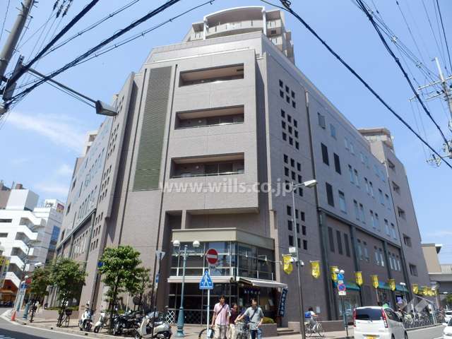 エトレとよなかの外観（南西側から）