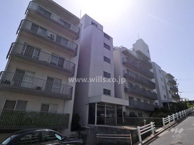 星ヶ丘アイリス北棟の外観（北東側から）