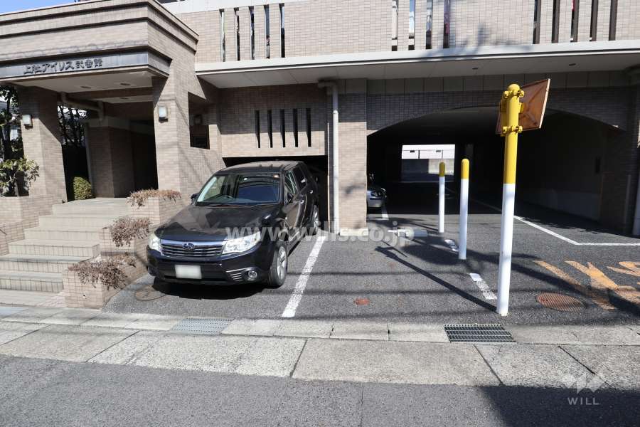 敷地内駐車場（屋外平面式）