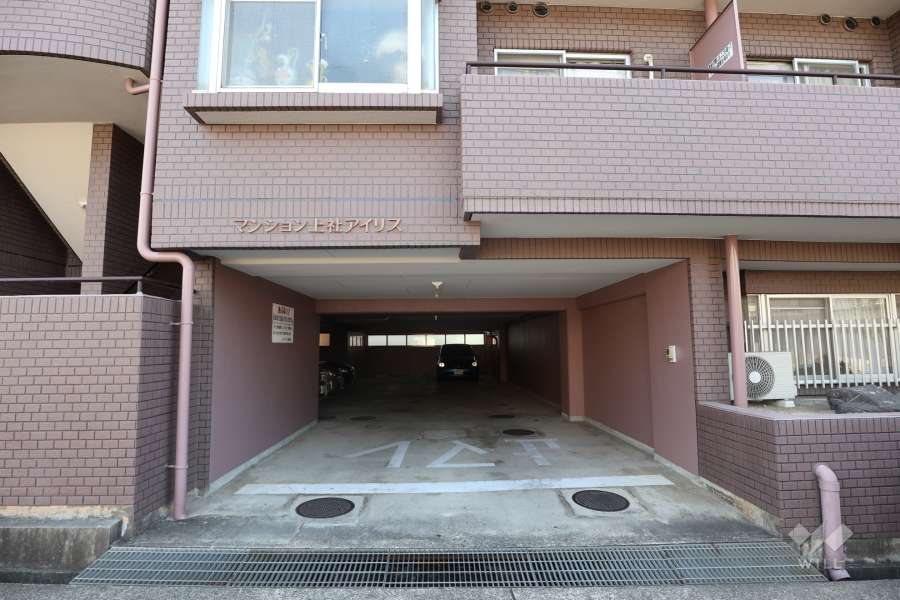駐車場出入口