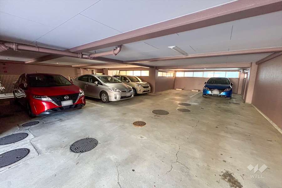 敷地内駐車場（屋内平面式）