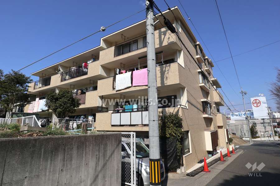 本郷社が丘アイリス1の外観（南東側から）