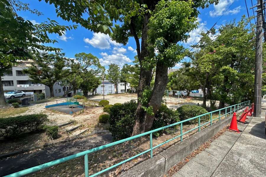 敷地北側の『大廻間第四公園』