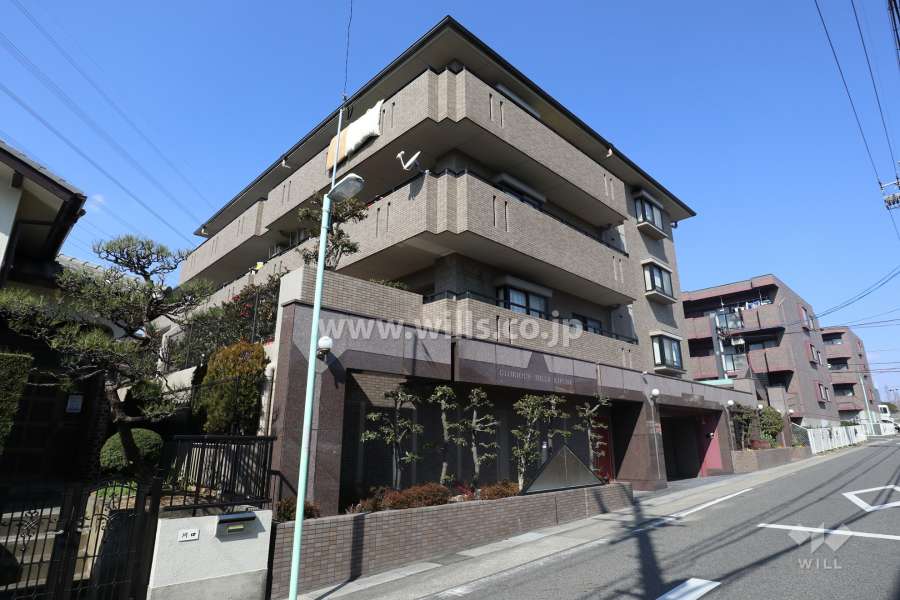 グローリアスヒルズ貴船の外観（南東側から）