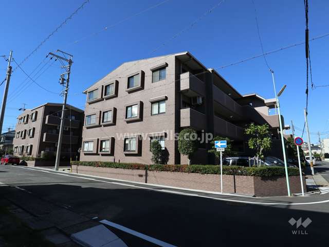 アドリーム社台の外観(東方向から)