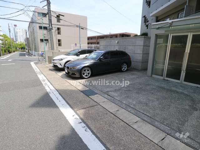 敷地内駐車場(屋外平面式)