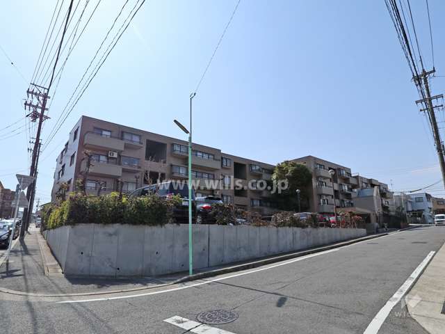 エスポア名東の外観(北東側から)