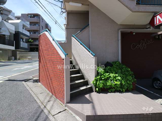 階段入り口