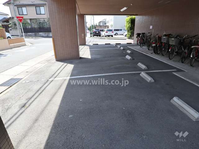 敷地内駐車場(屋内平面式)