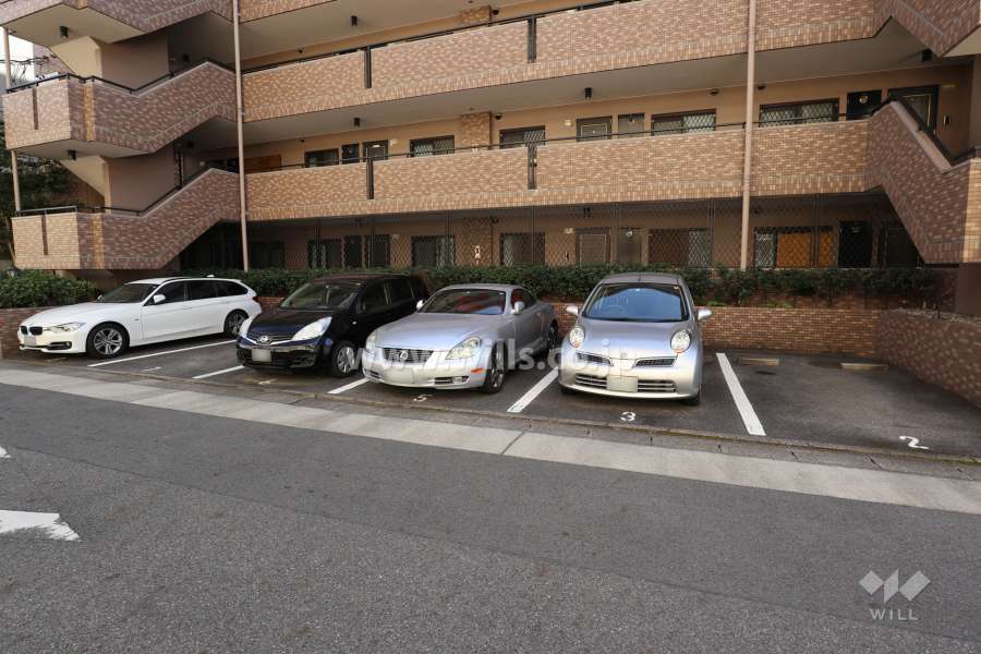 敷地内駐車場（屋外平面式）