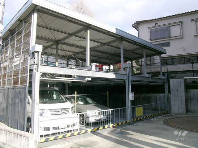 駐車場（屋根付き機械式）