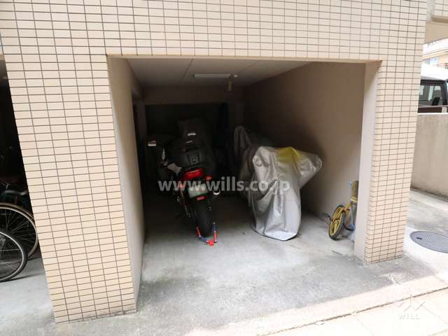 バイク置場