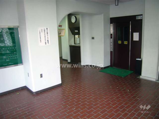 エントランスホール