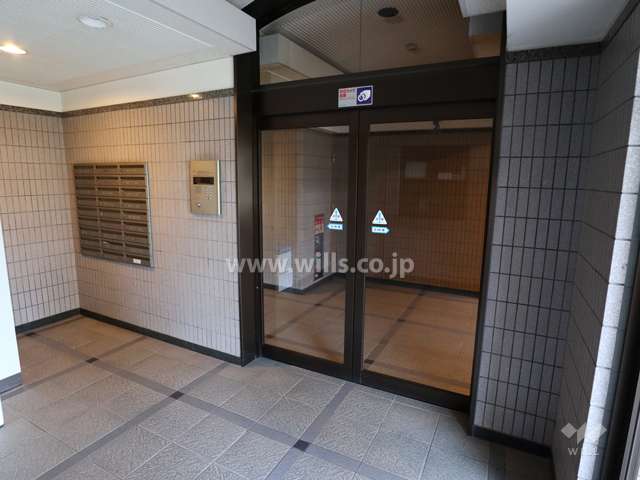 エントランスホール