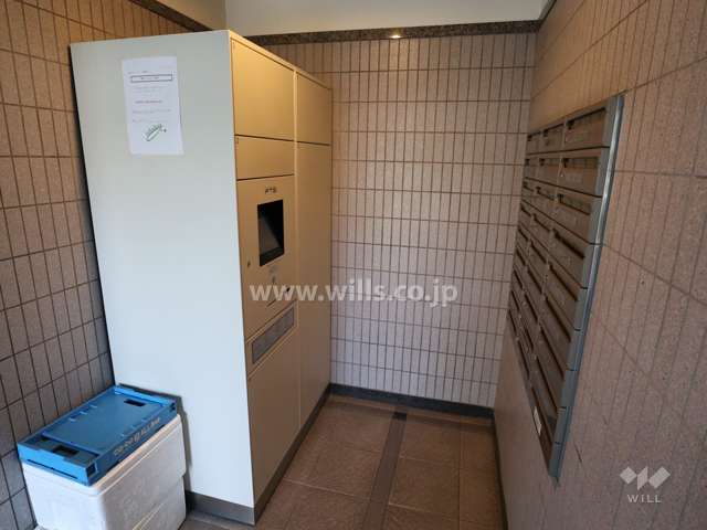 宅配ボックスと共用ポスト