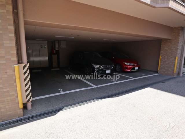 敷地内駐車場(屋内平面式)