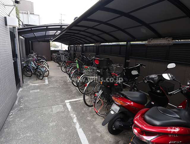 駐輪場およびバイク置場