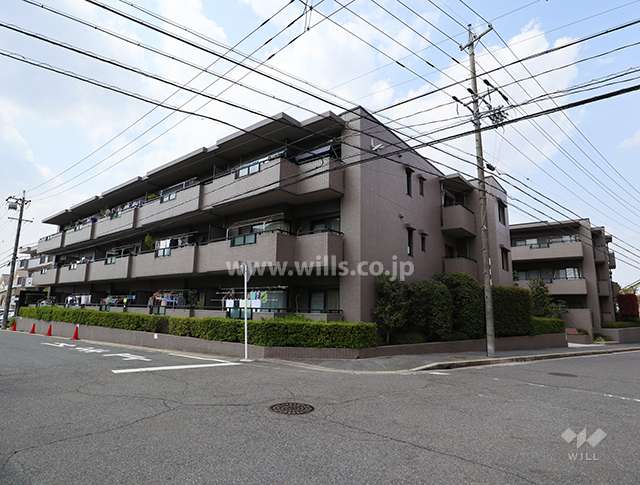 サンマンションアトレ上社台の外観(南東側から)