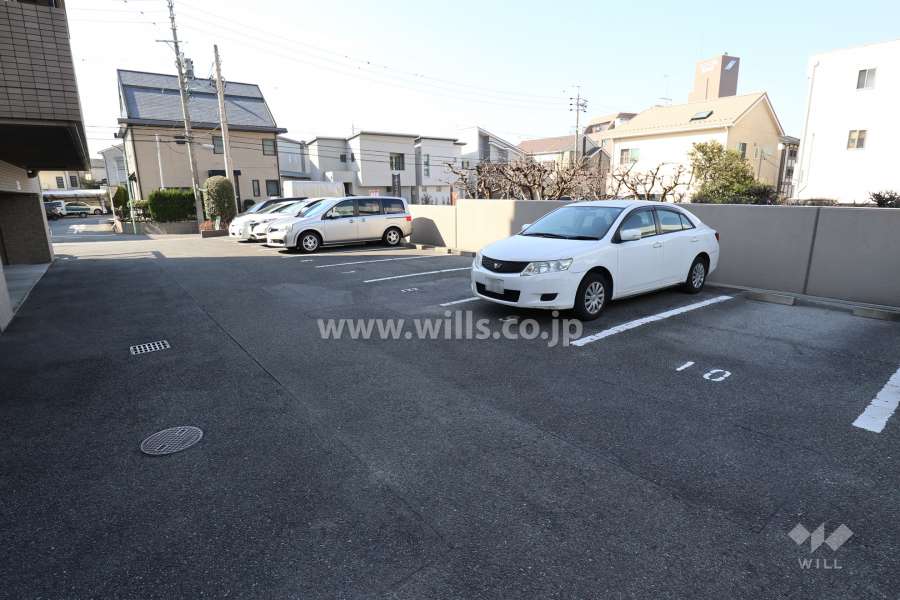 敷地内駐車場(屋外平面式)