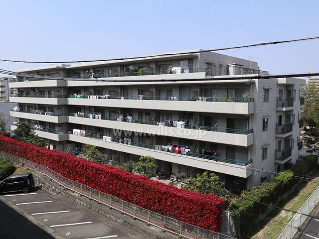 一社の丘パークホームズの外観(南東側から)