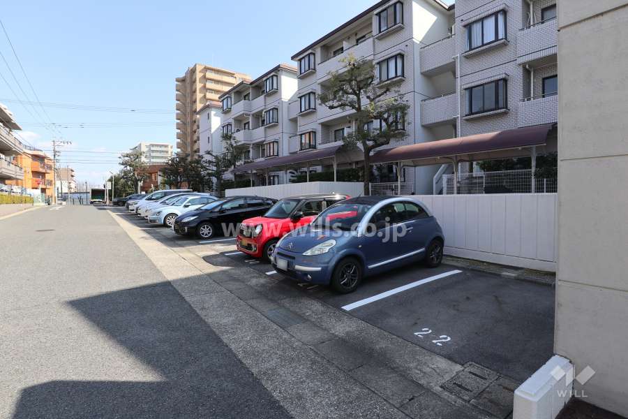 敷地内駐車場（屋外平面式）